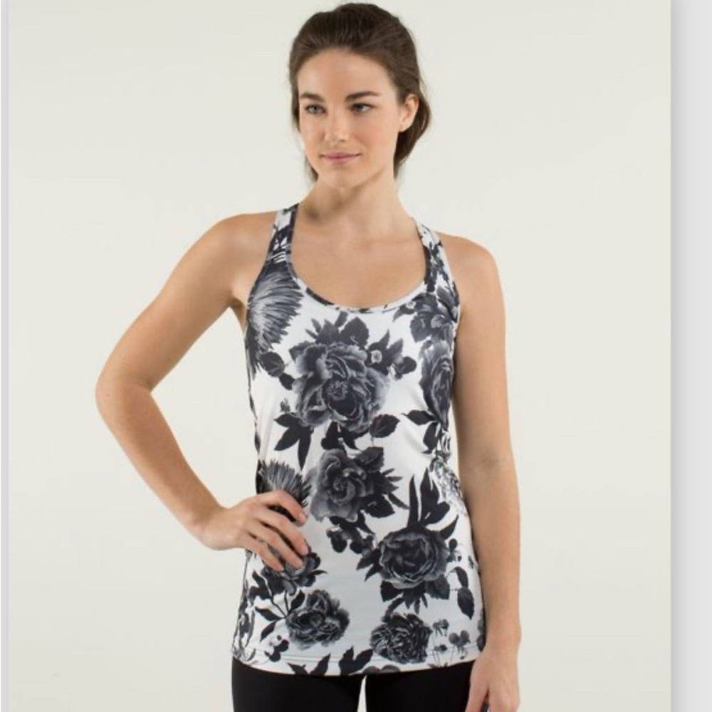 Lululemon Cool Racerback- Brisk Bloom, black & white floral print.  Size 6, EUC.